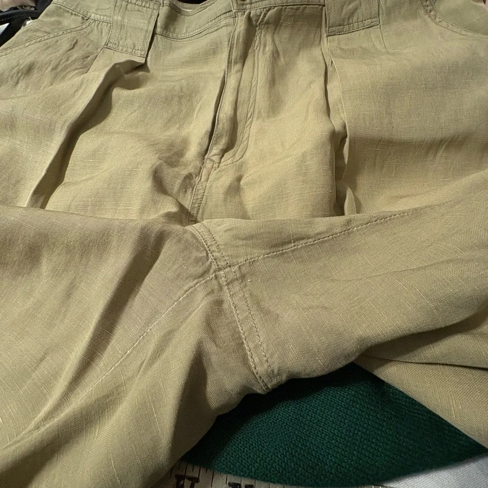 Tommy Bahama men's‎ SZ 38 pleated front khaki shorts silk linen blend 9” inseam